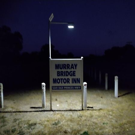 Murray Bridge Motor Inn Экстерьер фото