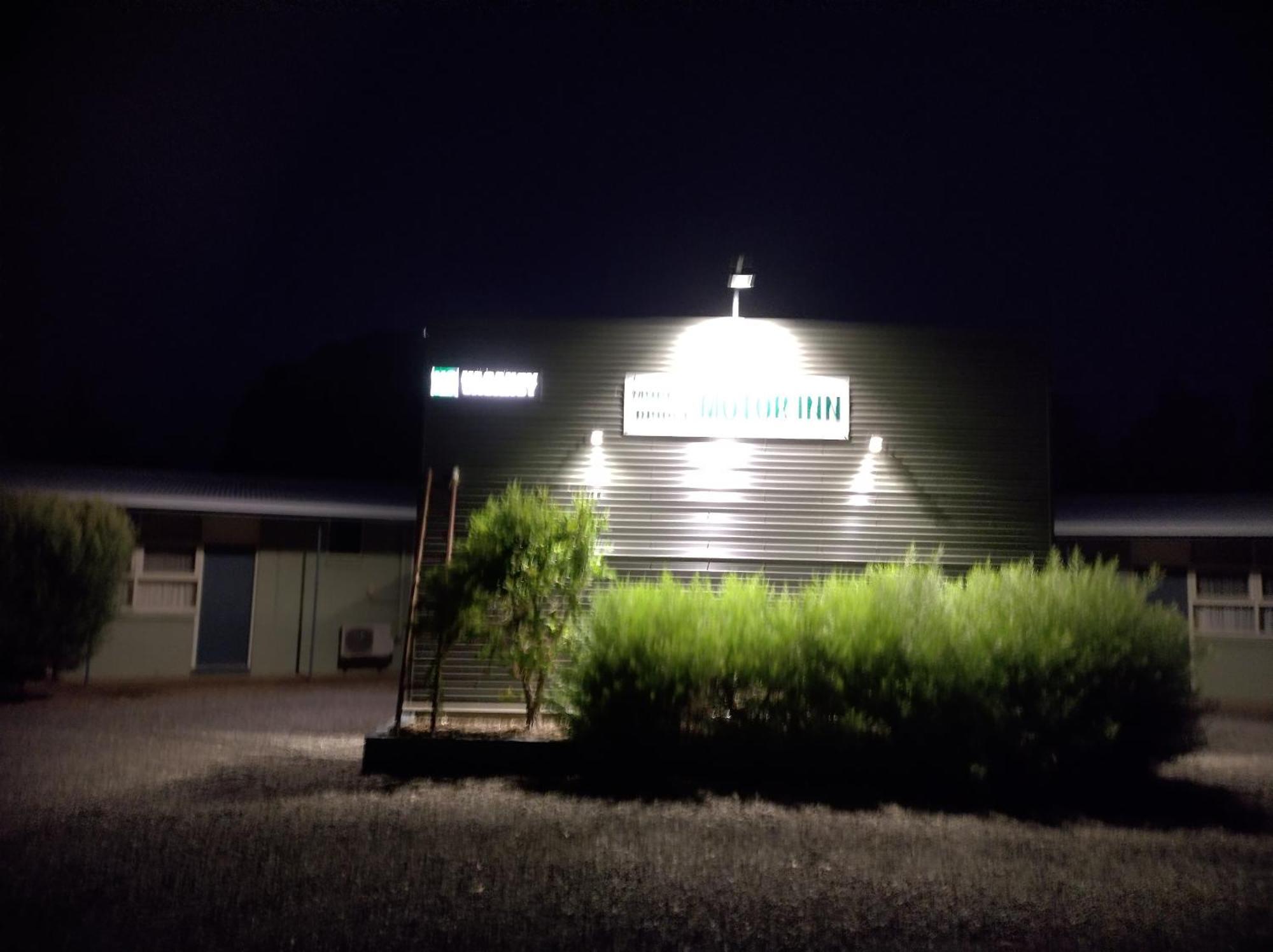 Murray Bridge Motor Inn Экстерьер фото
