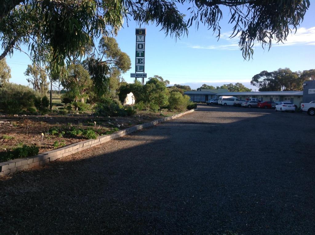 Murray Bridge Motor Inn Экстерьер фото